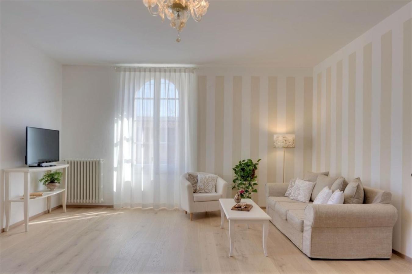 Rambaldi Apartments In Casa Nr 6 With Shared Terrace Bardolino Extérieur photo