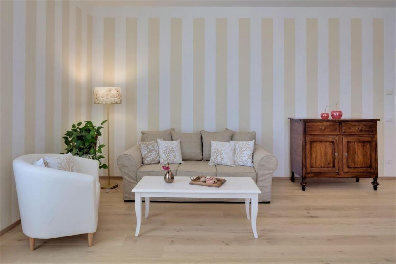 Rambaldi Apartments In Casa Nr 6 With Shared Terrace Bardolino Extérieur photo